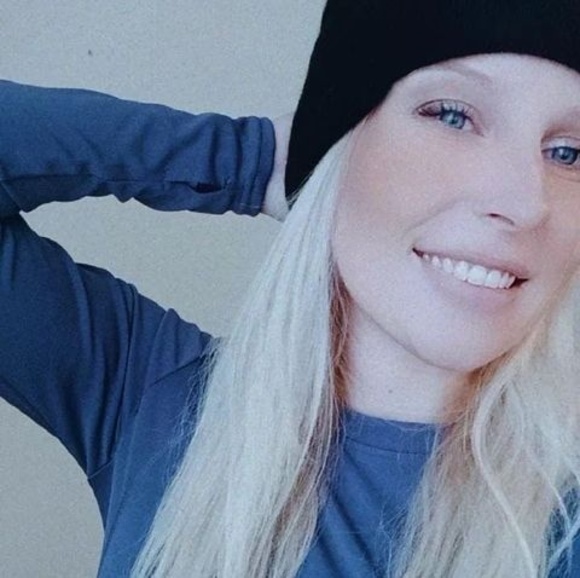 Meet your Posher, Catey - Picture 1 of 1